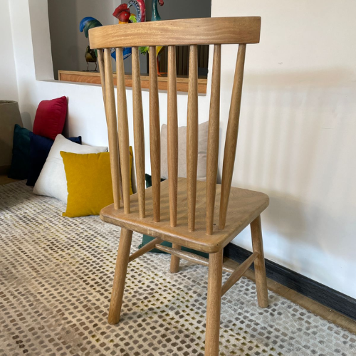 Silla de comedor Tirana