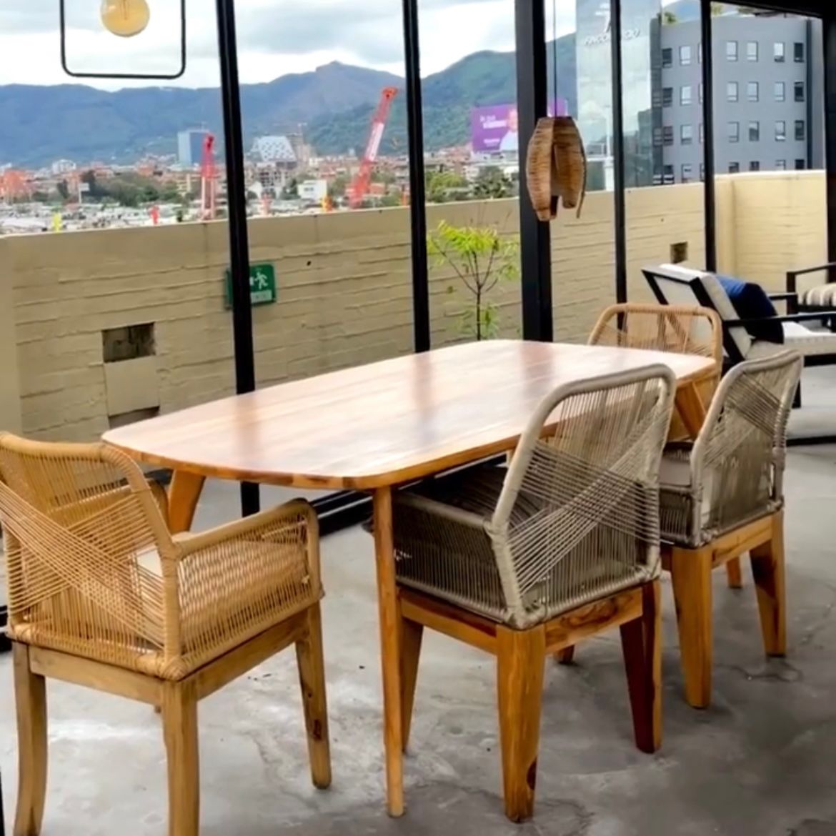 Mesa de comedor para exterior